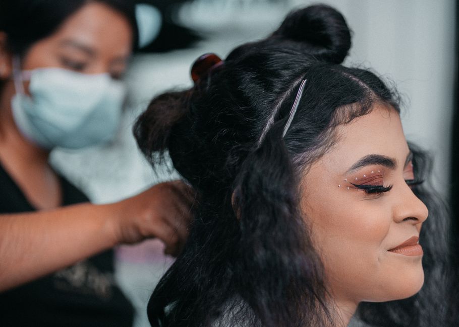 Qa Synthetic A21 Resume Salon 3938388 — salon interior